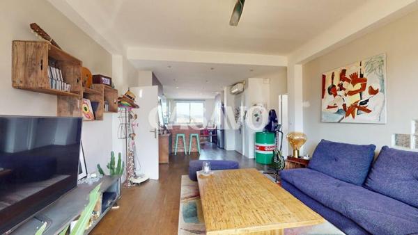 Vente Appartement 4 pièces de 108m² - 13006 Marseille