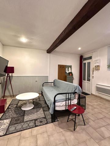 À VENDRE - BORDEAUX SAINT-MICHEL - studio avec terrasse