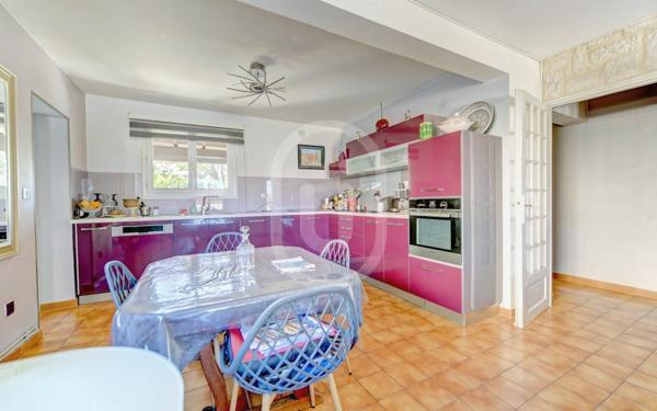 Maison à vendre    4 pièces •  Lattes