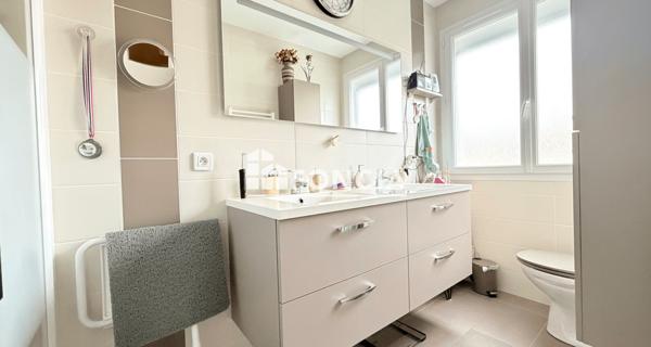 À vendre Maison 5 pièces 84 m² - Cholet 49300