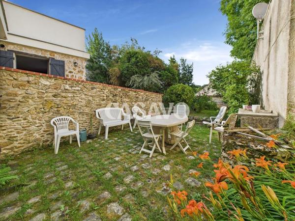 Vente Maison 6 pièces de 226m² - 95410 Groslay