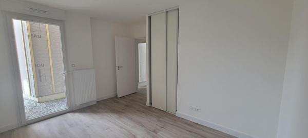 APPARTEMENT NEUF AVEC TERRASSE COUVERTE, JARDIN PRIVATIF ET 2 PARKINGS