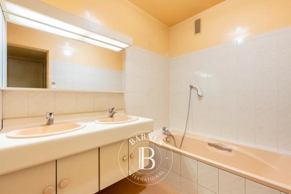 Le Chesnay, Appartement 3 Chambres -  197 m² à vendre