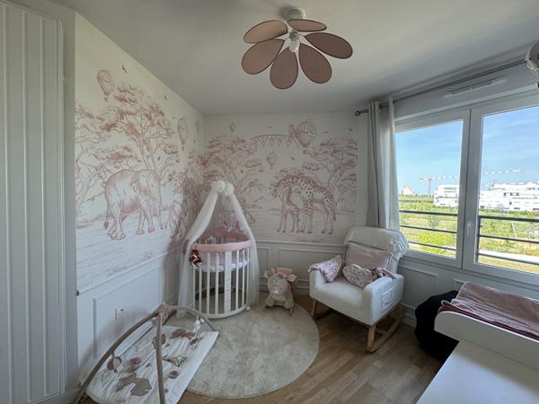 Appartement Chessy 5 pièce(s) 94.12 m2