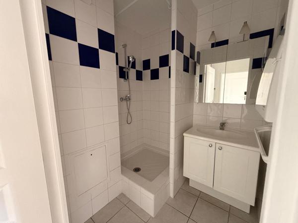 Appartement 3 pièces de 88 m² à Meyzieu