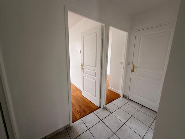 Appartement 3 pièces de 88 m² à Meyzieu