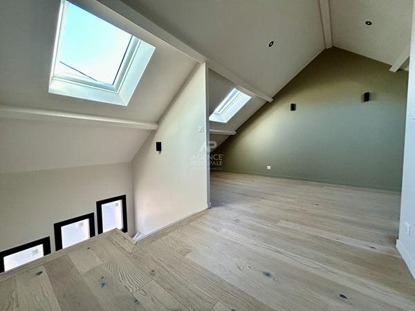 Maison Orgeval 7 pièces 5 chambres 161 m2 749 000 € **  - Référence  9026