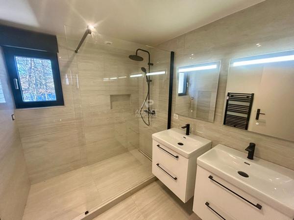 Maison Orgeval 7 pièces 5 chambres 161 m2 749 000 € **  - Référence  9026