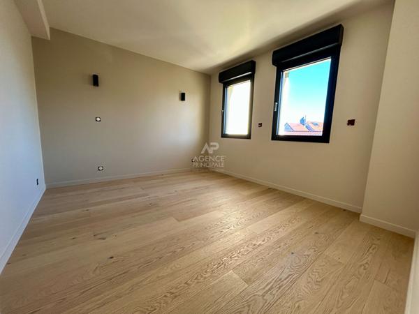 Maison Orgeval 7 pièces 5 chambres 161 m2 749 000 € **  - Référence  9026