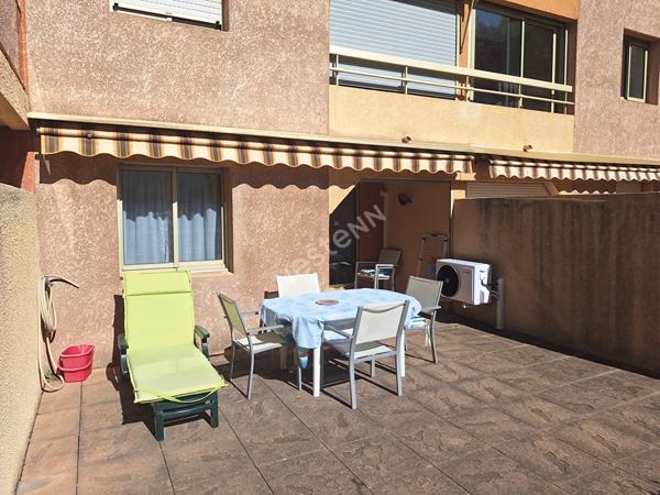 HYERES PORT - Appartement T2 - Garage - Terrasse - Résidence sécurisée