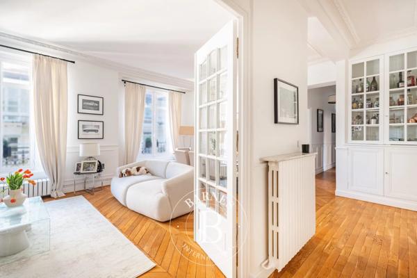 Saint-Germain-en-Laye, Appartement 2 Chambres -  91 m² à vendre