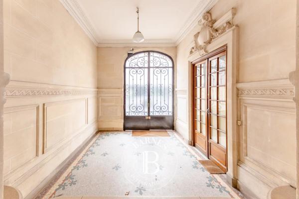 Saint-Germain-en-Laye, Appartement 2 Chambres -  91 m² à vendre