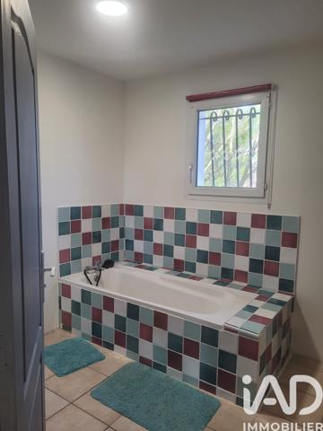 Maison à vendre 5 pièces 162 m² Saint-Geniès-de-Malgoirès