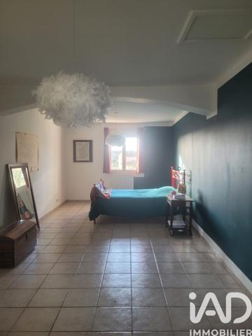Maison à vendre 5 pièces 162 m² Saint-Geniès-de-Malgoirès