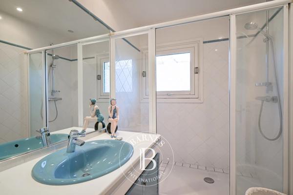 Hendaye, Maison de ville  300 m² à vendre