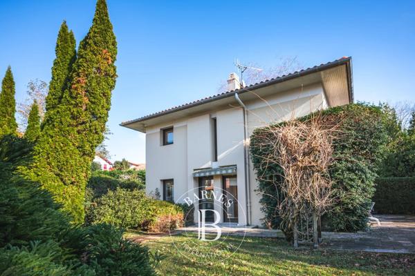 Hendaye, Maison de ville  300 m² à vendre