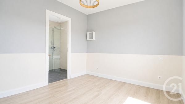 Maison à vendre  6 pièces - 125,90 m 2   CREON  - 33