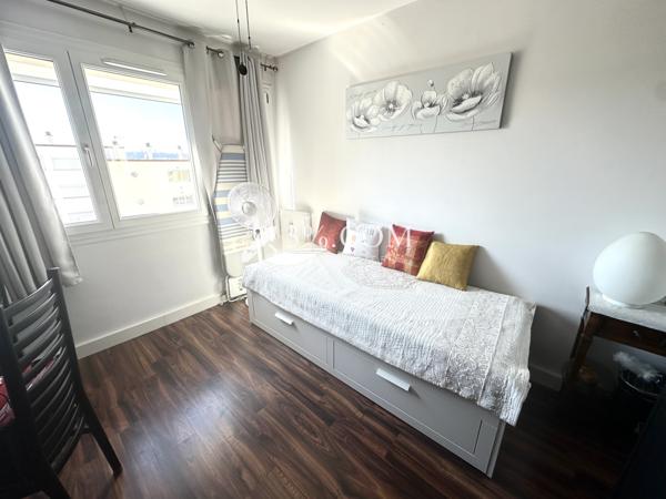 Appartement 4 pièce(s) 2 chambre(s) 74 m²