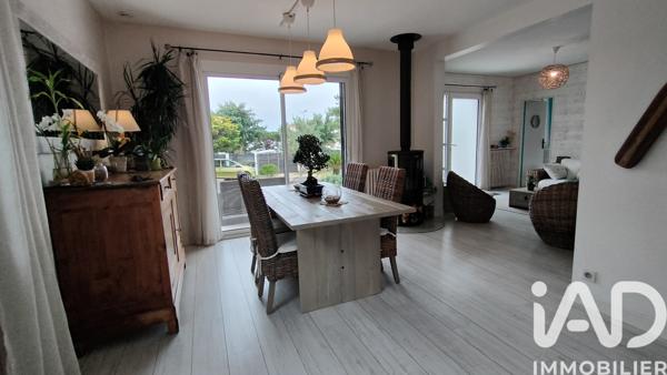 Maison à vendre 9 pièces 217 m² Saint-Gilles-Croix-de-Vie