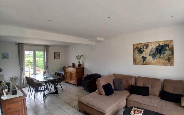 Maison à vendre    5 pièces • 131 m2 Trouy