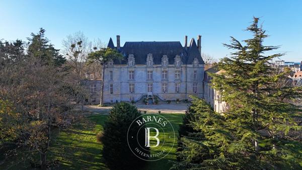 Courseulles-sur-Mer, Château 10 Chambres -  528 m² à vendre
