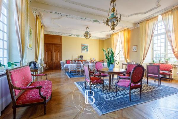 Courseulles-sur-Mer, Château 10 Chambres -  528 m² à vendre