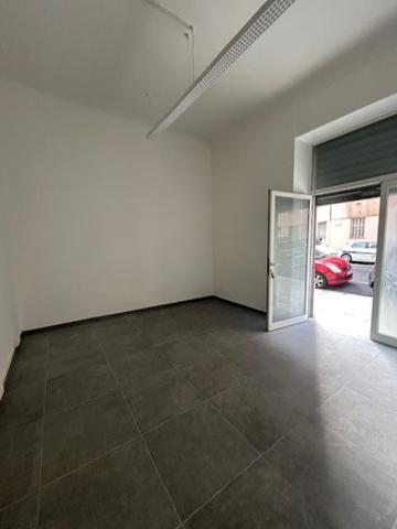 Local commercial Nice SCALIERO