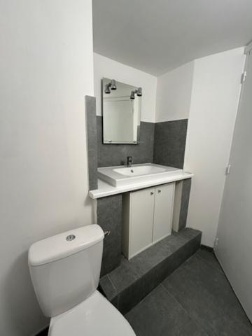 Local commercial Nice SCALIERO