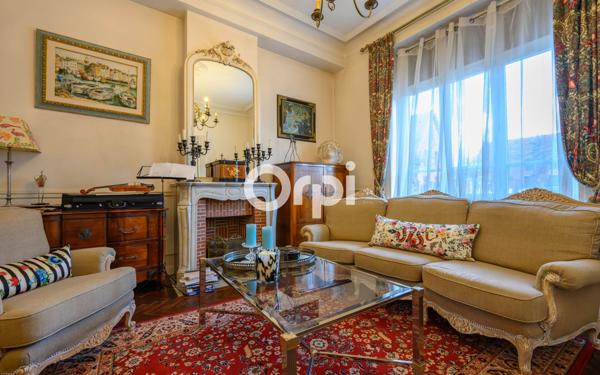 Maison à vendre    9 pièces • 286,71 m2 Lallaing