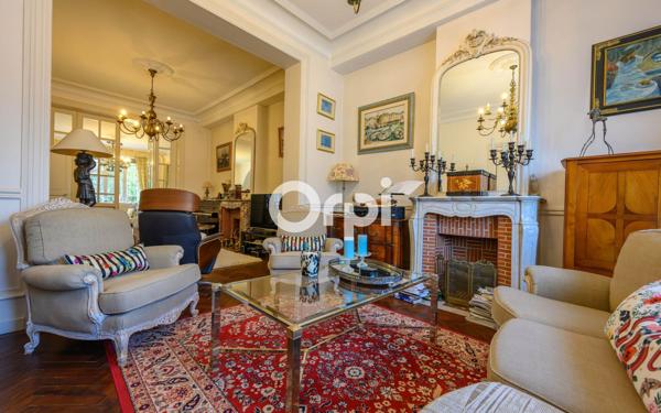 Maison à vendre    9 pièces • 286,71 m2 Lallaing