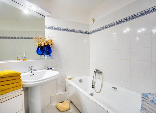 Appartement à vendre    2 pièces • 62 m2 Mandelieu-la-Napoule