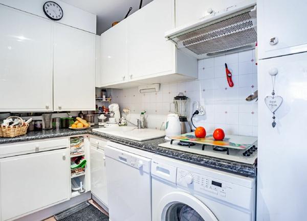 Appartement à vendre    2 pièces • 62 m2 Mandelieu-la-Napoule