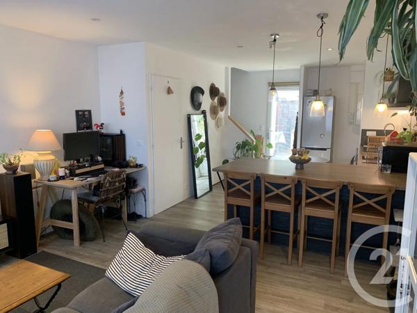 Maison à vendre  3 pièces - 64,92 m 2   DAX  - 40