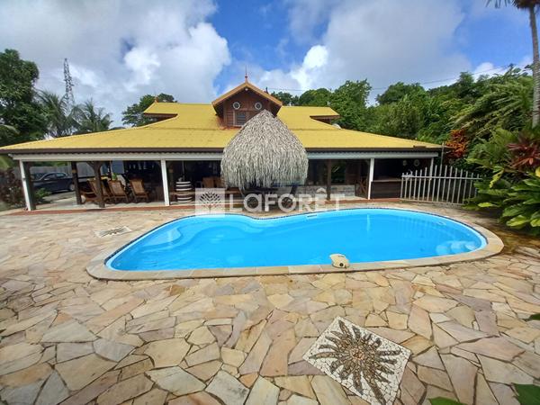 Location maison La Trinité - 6 pièce(s) - 153 m² - 3 338 €/mois