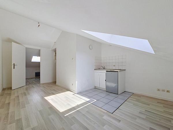 Investisseurs ou primo-accédants _ Emplacement privilégié _ immeuble de standing _ Faibles charges