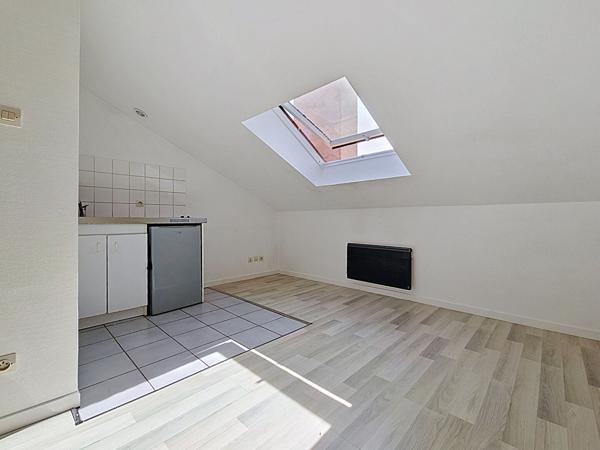 Investisseurs ou primo-accédants _ Emplacement privilégié _ immeuble de standing _ Faibles charges