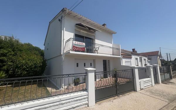 Maison à vendre    3 pièces • 88 m2 Saintes