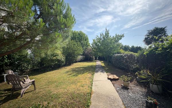 Maison à vendre    3 pièces • 88 m2 Saintes