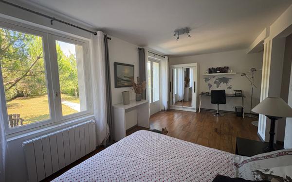 Maison à vendre    3 pièces • 88 m2 Saintes