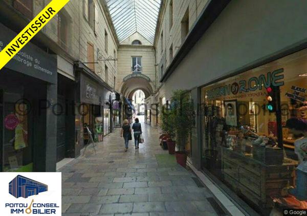 SPECIAL INVESTISSEUR – IMMEUBLE CENTRE VILLE NIORT – LOCAL COMMERCIAL + 3 LOGEMENTS