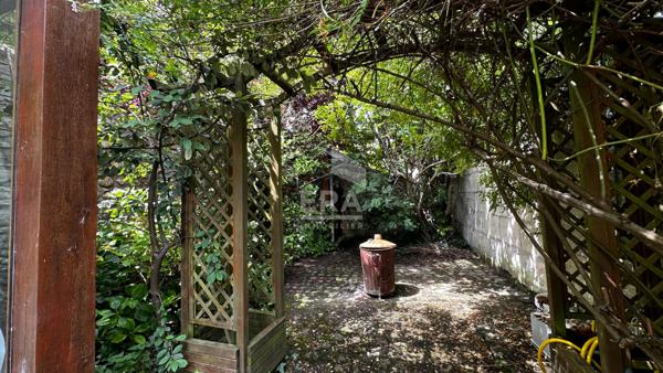 Locaux à usage professionnel situés centre ville de Compiègne