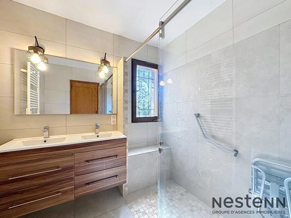 Villa d'architecte au pied du Cengle Chateauneuf Le Rouge 6 pièce(s)