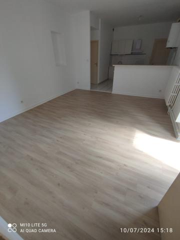 A deux pas du centre de BOURG DE PEAGE