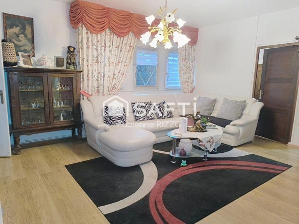 COCHEREN -  MAISON PLAIN -PIED