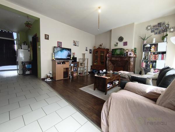 Immeuble à AVESNES SUR HELPE (59440)