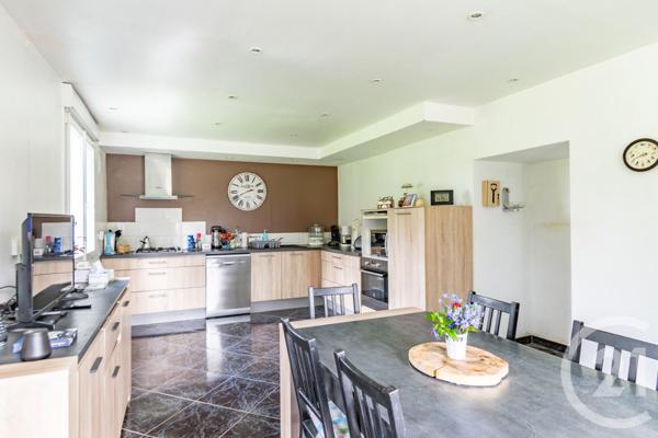 Maison à vendre  4 pièces - 156,50 m2 LA CHAPELLE ANTHENAISE - 53