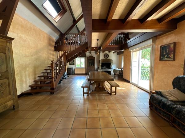 Maison à vendre 10 pièces (56)