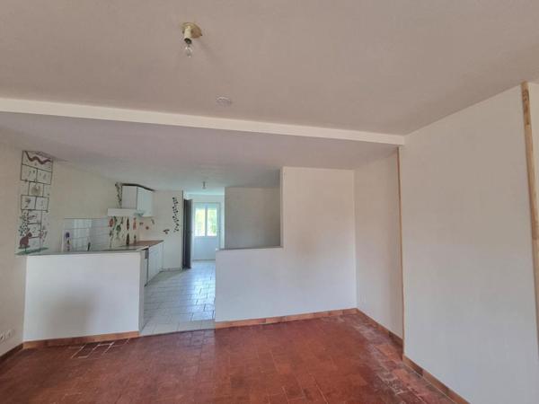 Maison  14 pièce(s) 311 m2