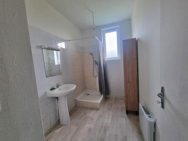 Maison  14 pièce(s) 311 m2