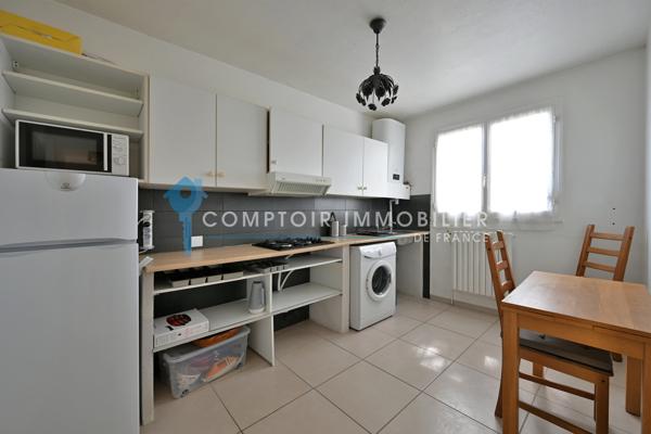 Maison
                                                                                                                                                                                                                                                                                                                        7 pièce(s)                                                                                                                                                                                                          6 chambre(s)                                                                                                                                                                                                          227  m²